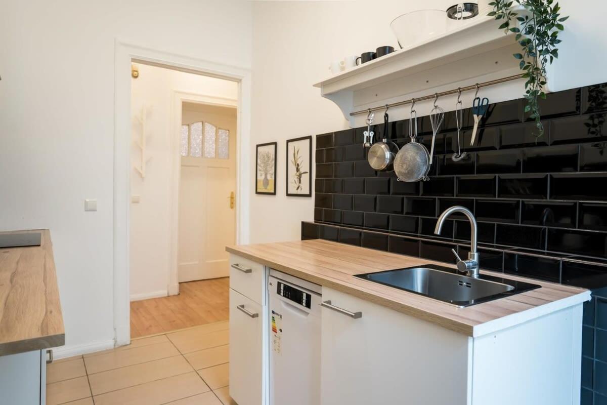 Great Apartment In Berlin Neukoelln Ngoại thất bức ảnh